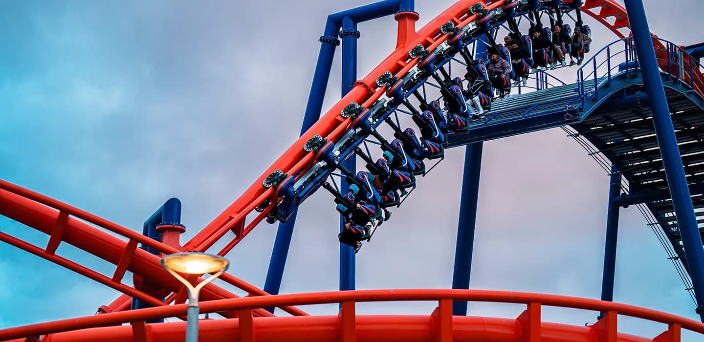 اقامة 3 ليالي فندق 4 نجوم و تذاكر اكواريبا وSIX FLAGS لشخصين 